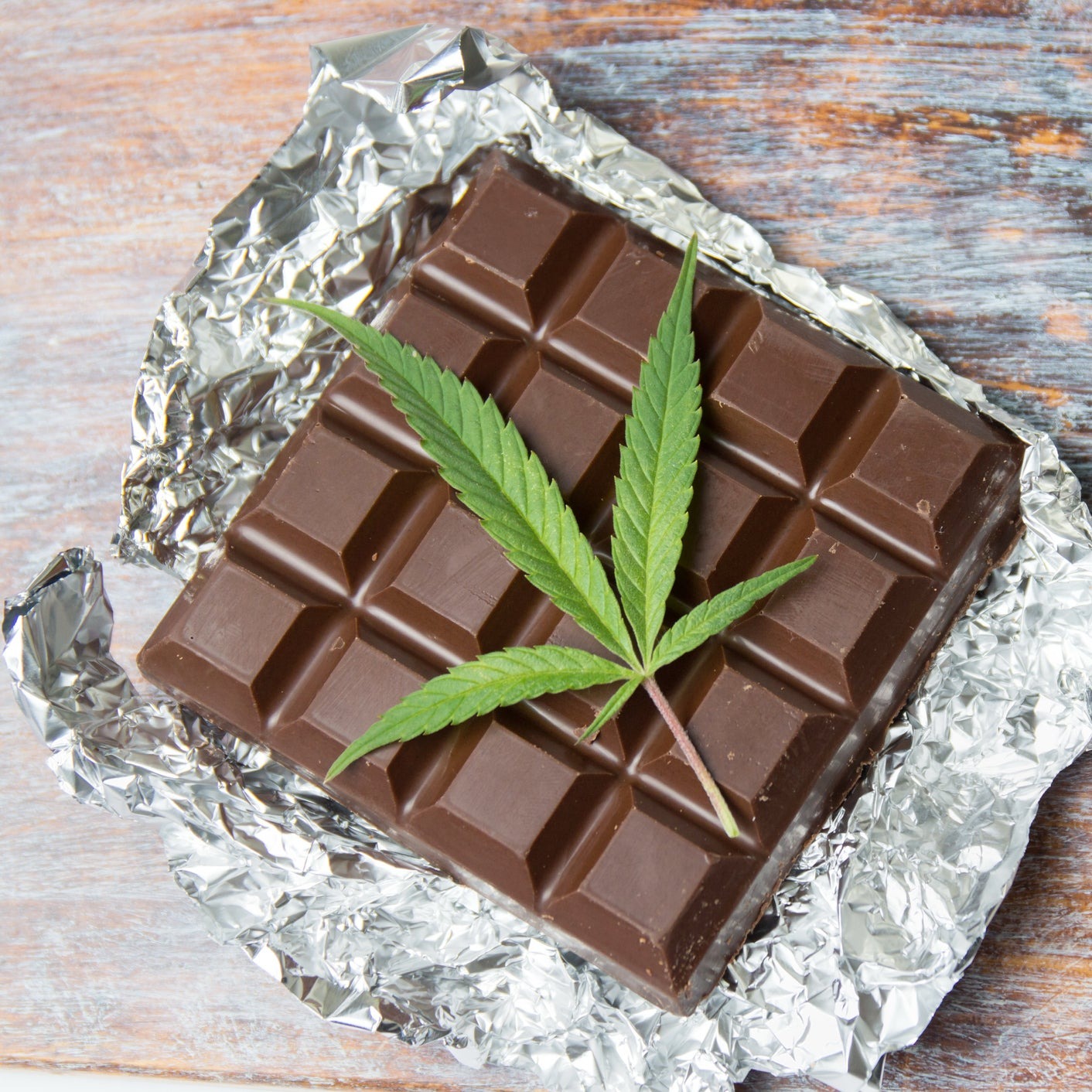 Milk Chocolate Mile High Mint Bar 85mg - Cbd products